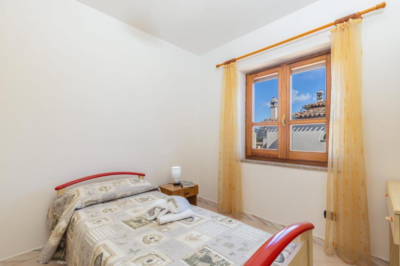 Casa A Due Passi Dal Mare Apartment Arbatax Bagian luar foto