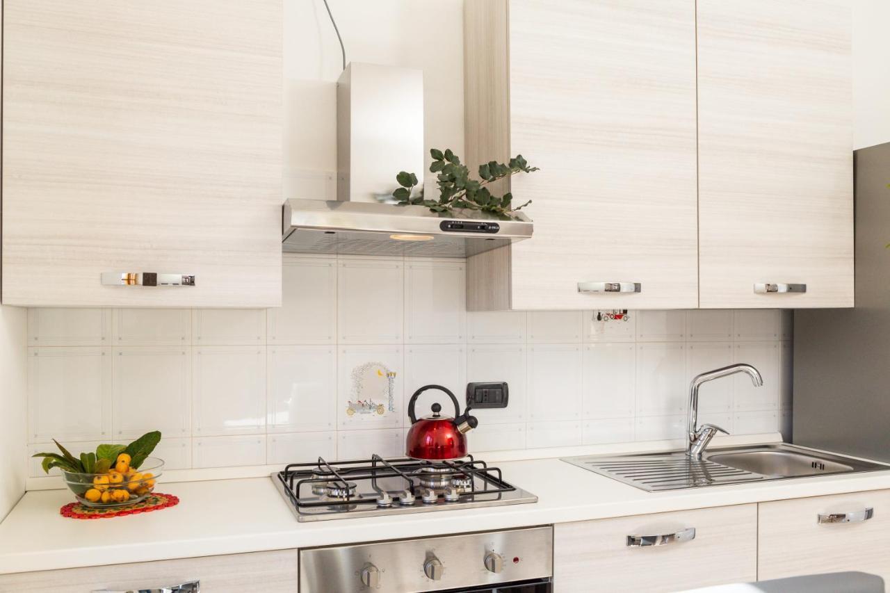 Casa A Due Passi Dal Mare Apartment Arbatax Bagian luar foto