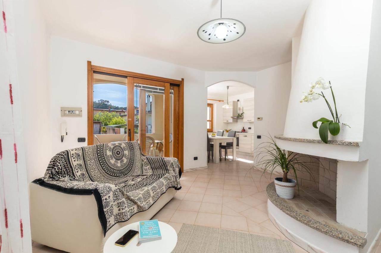 Casa A Due Passi Dal Mare Apartment Arbatax Bagian luar foto